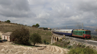 D345 1121 Grotte (AG)