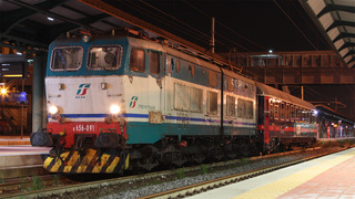 E656 091 Firenze Campo di Marte IC Night