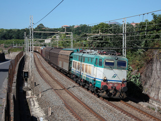 E656 008 Carrubba