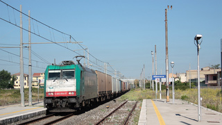 E483 004 Albanova