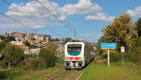 Corsa di servizio tra Mandela e Tivoli per il treno misure Archimede, in transito nella ex stazione/fermata di Vicovaro
