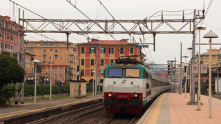 E444 023 Chiavari