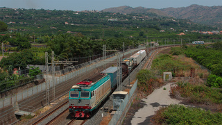 E632 022 e Ale501 054 Fiumefreddo di Sicilia