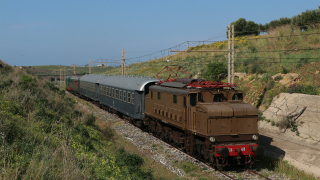 E626 428 e D445 1006 Porto Empedocle