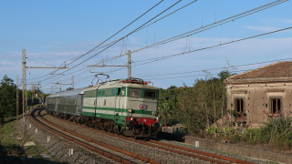 E646 196 Carrubba - Treno Storico da Alcantara a Siracusa