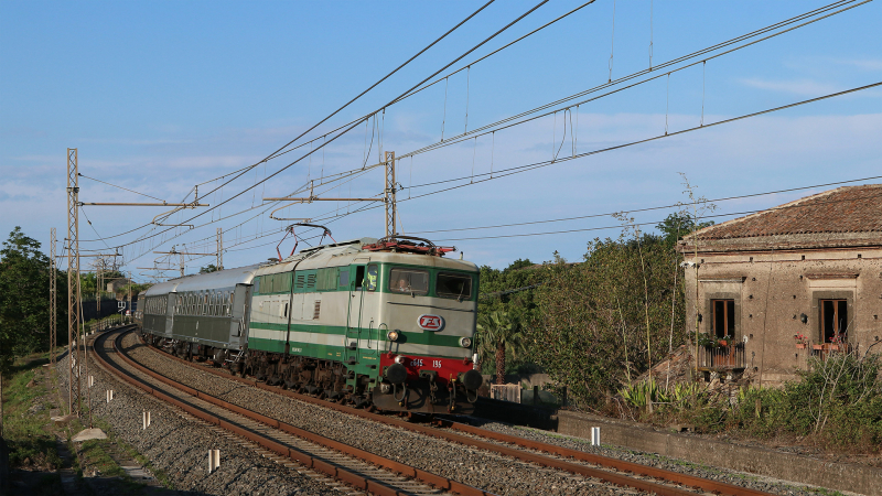 E646 196 Carrubba - Treno Storico da Alcantara a Siracusa