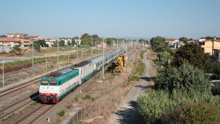 E444R 051 e E402 Maccarese
