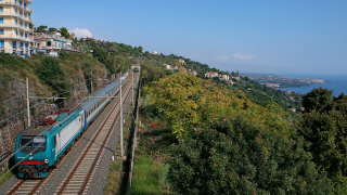E464 618 Acireale Regionale veloce 3870