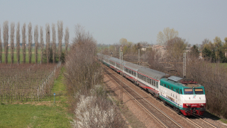 E444 012 Reggio Emilia