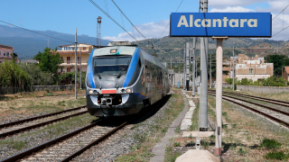 Minuetto Elettrico 100 Alcantara