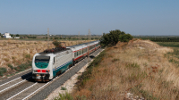Composizione tipica dei Frecciabianca tra Lecce e Venezia Santa Lucia è la doppia trazione simmetrica di E402B, nella circostanza la 189 transita a velocità molto sostenuta tra Cerignola e Ortanova, sulla tratta pugliese della ferrovia adriatica.