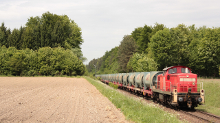 DB 294 640 Tussling