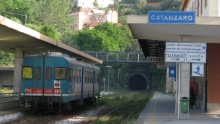 ALn668 1085 Catanzaro Sala