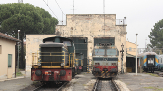 D245 2138 e E652 162 Chiusi