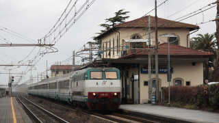 E444 025 Torre DeL Lago