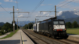 E189 909 Schaftenau