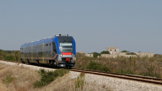 ATR 220 treno 20 Manduria