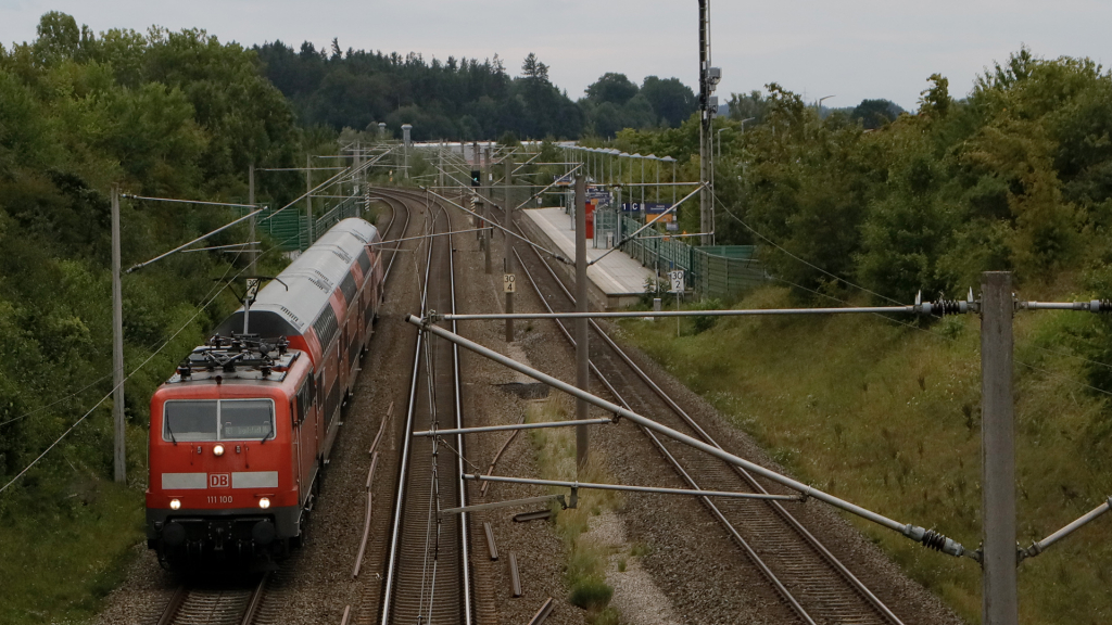 DB 111 100 Vierkirchen-Esterhofen