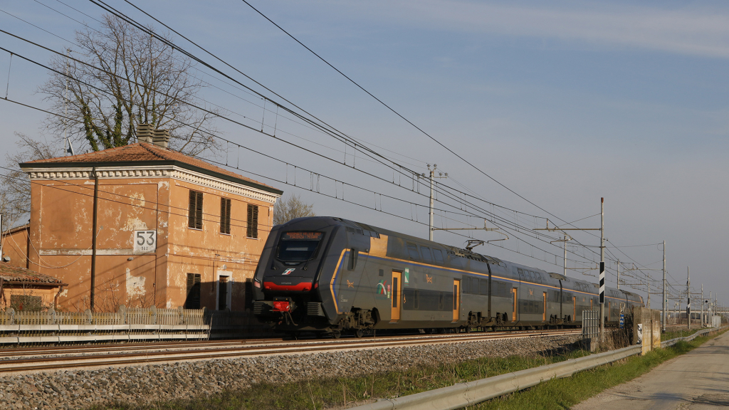 Rock a 5 pezzi treno 17 Faenza