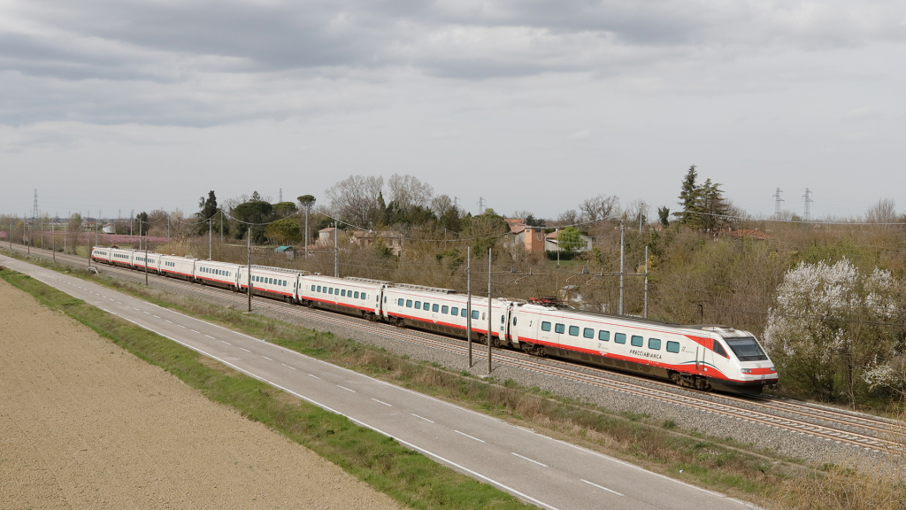 ETR 485 treno 27 Forlì