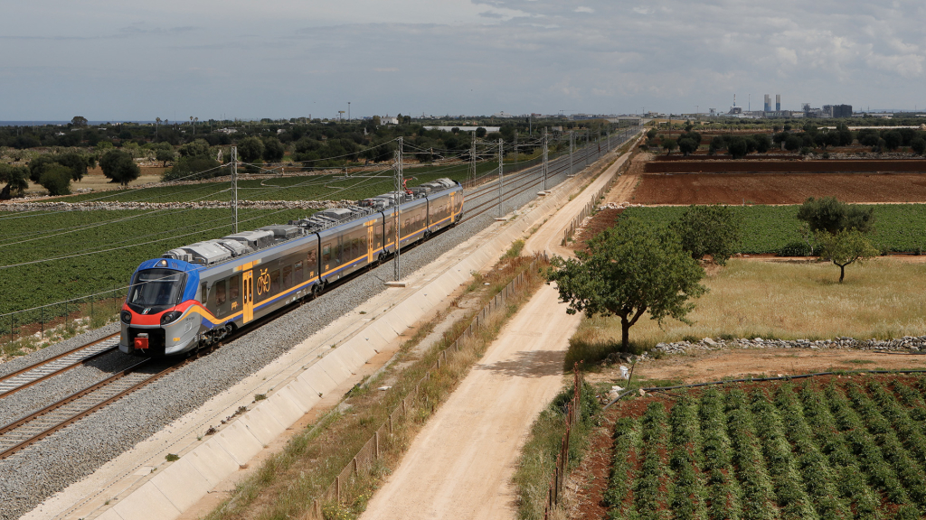 ETR 104 treno 202 Polignano a Mare