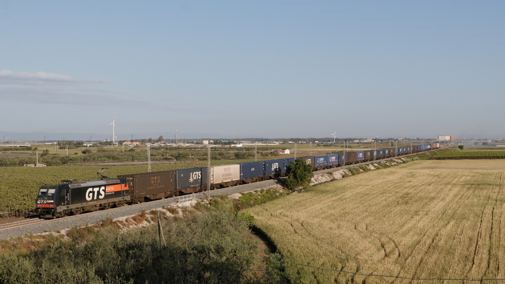 E483 054 Elettra Carapelle