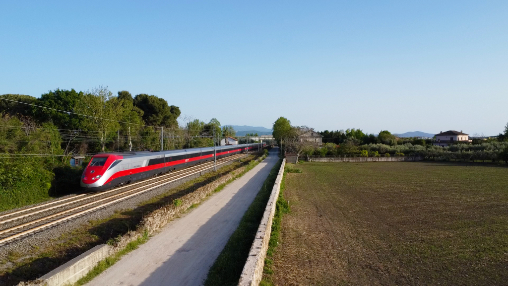 ETR 500 treno 27 Capaccio drone