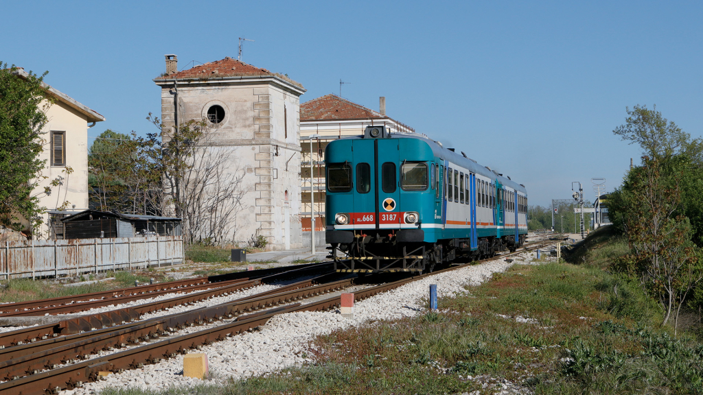 ALn668 3187 e 3218 Castel Lagopesole