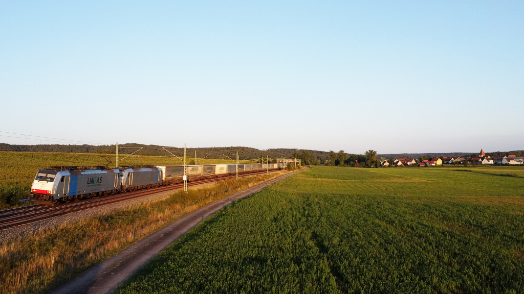 186 450 e 447 Oberdachstetten Drone