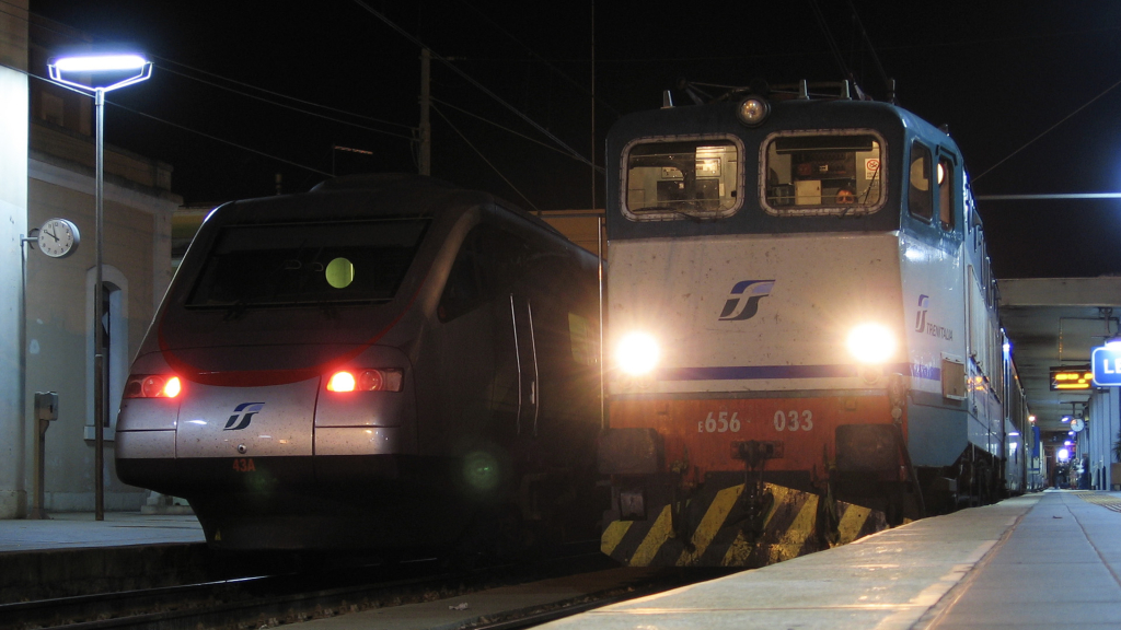 E656 033 e ETR 485 treno 43