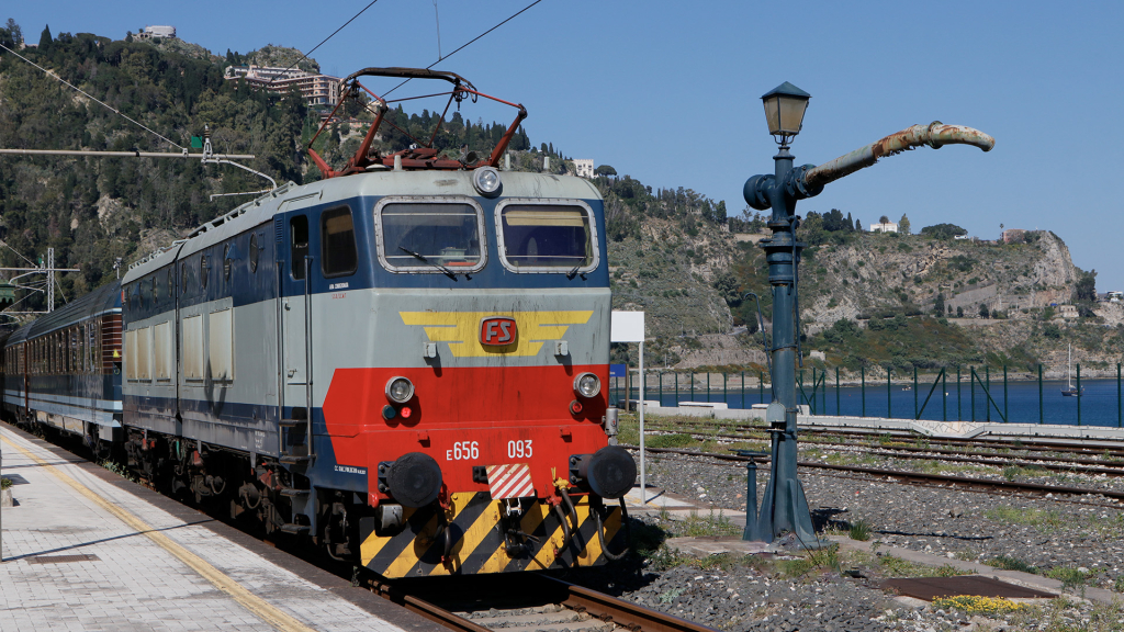 E656 093 e Capo Taormina