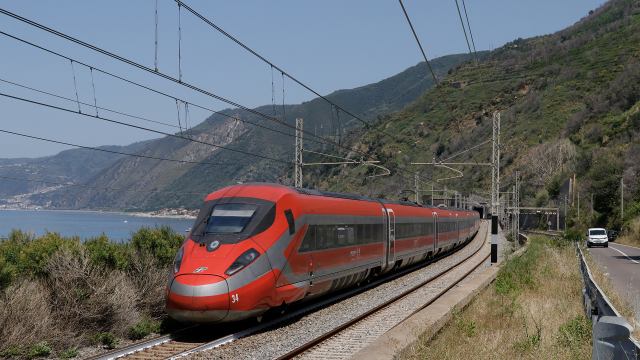 Frecciarossa 8868 da Reggio Calabria Centrale a Roma Termini, effettuato eccezionalmente con l