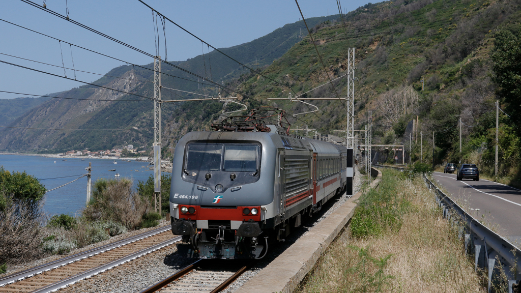 E464 196 e 200 Scilla