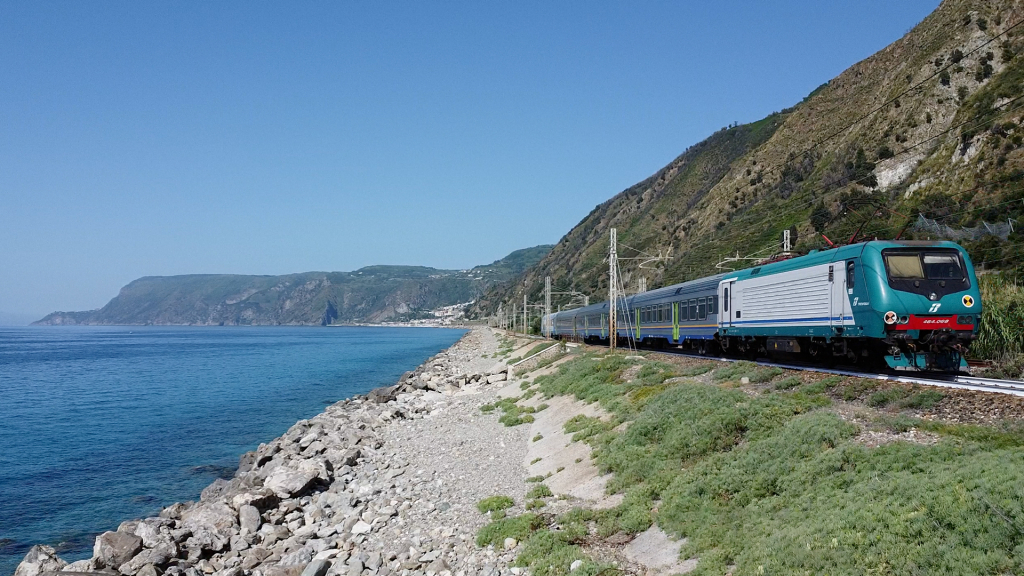 E464 068 Favazzina