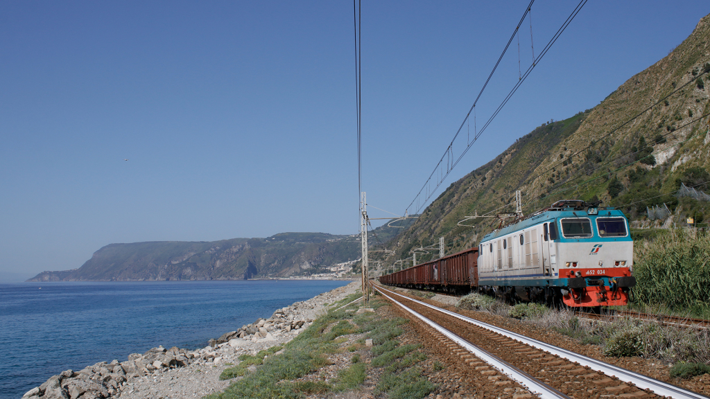 E652 034 Favazzina
