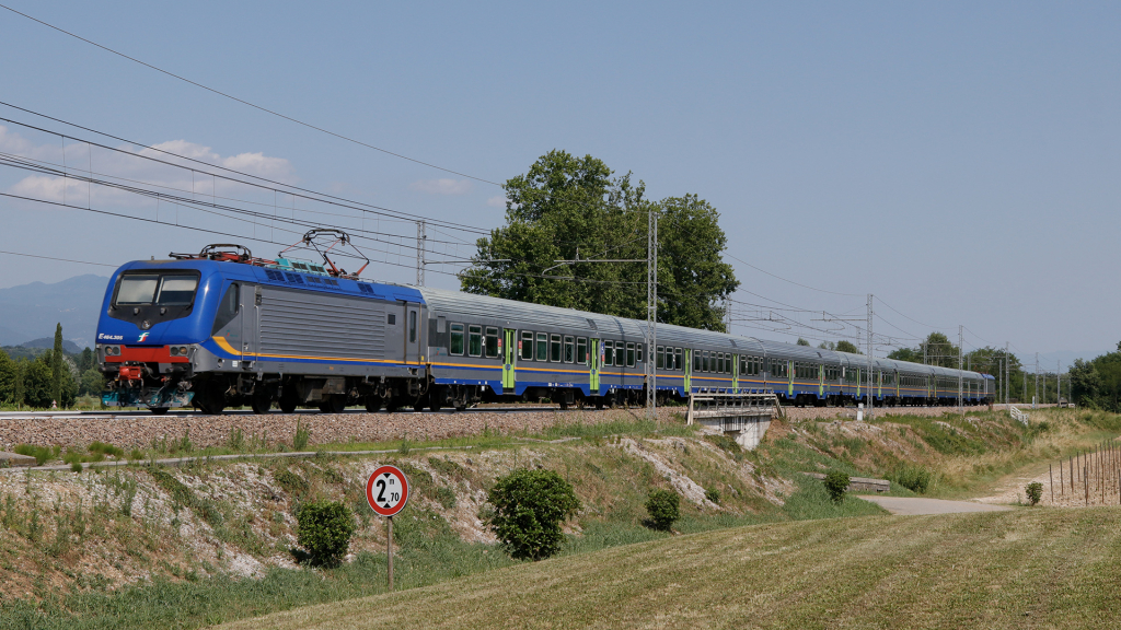 E464 305 e 429 Capriva