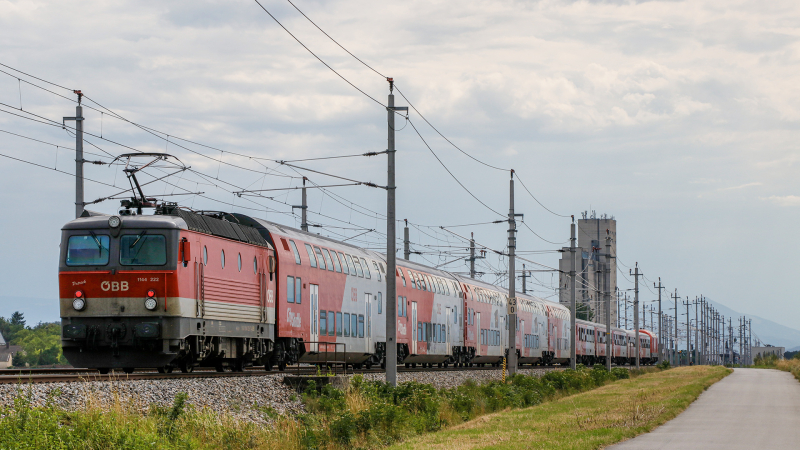 OBB 1144 222 e 2016 001 Obereggendorf