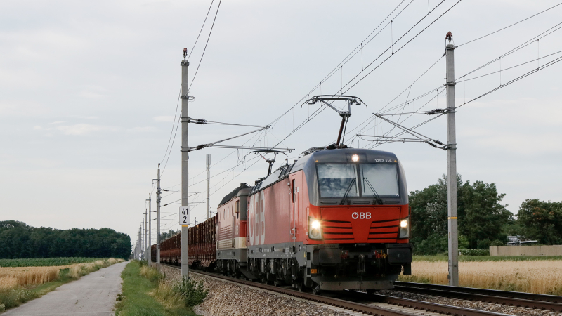OBB 1293 118 e 1144 242 Eggendorf