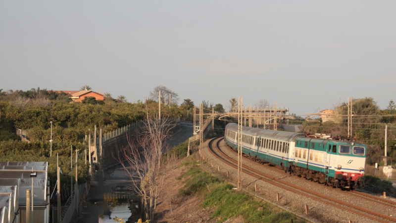 E656 090 Carruba Intercity 721