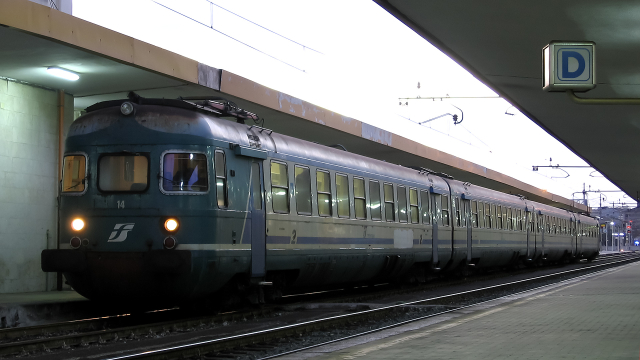 ALe841 treno 14 Catania Centrale