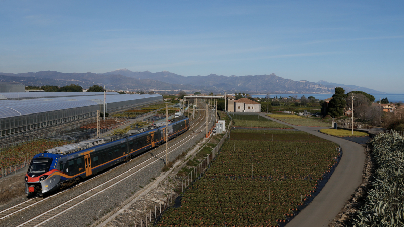 ETR 104 POP 083 Carruba