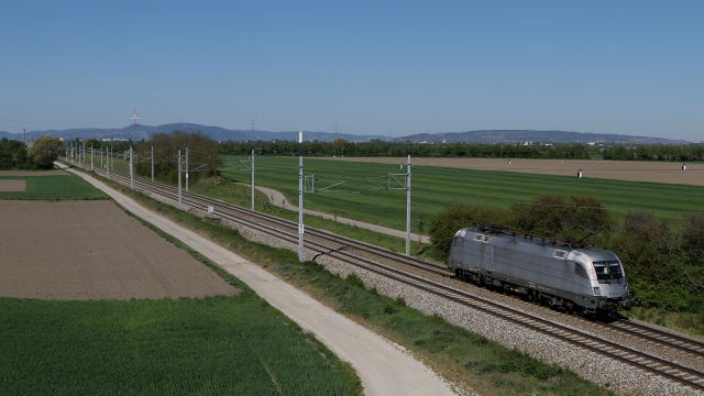 ES 64 U2 101 isolata a Deutsch - Wagram