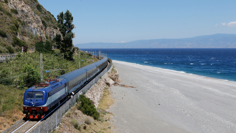 E464 366 Alì Terme Dolce Vita Orient Express