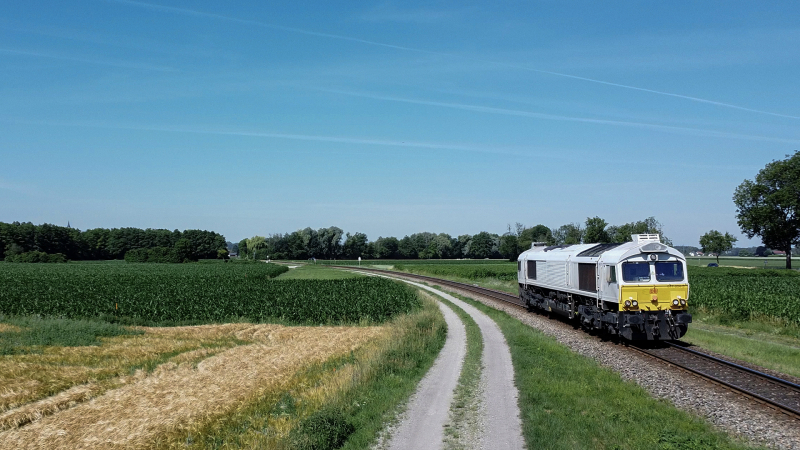 DB Cargo Class 77 004 a Heiligenstatt vista dal drone