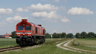 DB Cargo Class 77 005 isolata verso Burghausen