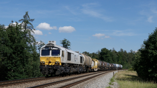 Class 66 431 con treno merci verso Mühldorf