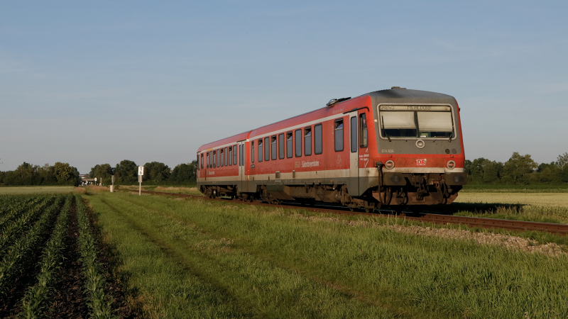 DB 628 626 sulla linea di Altötting verso Mühldorf